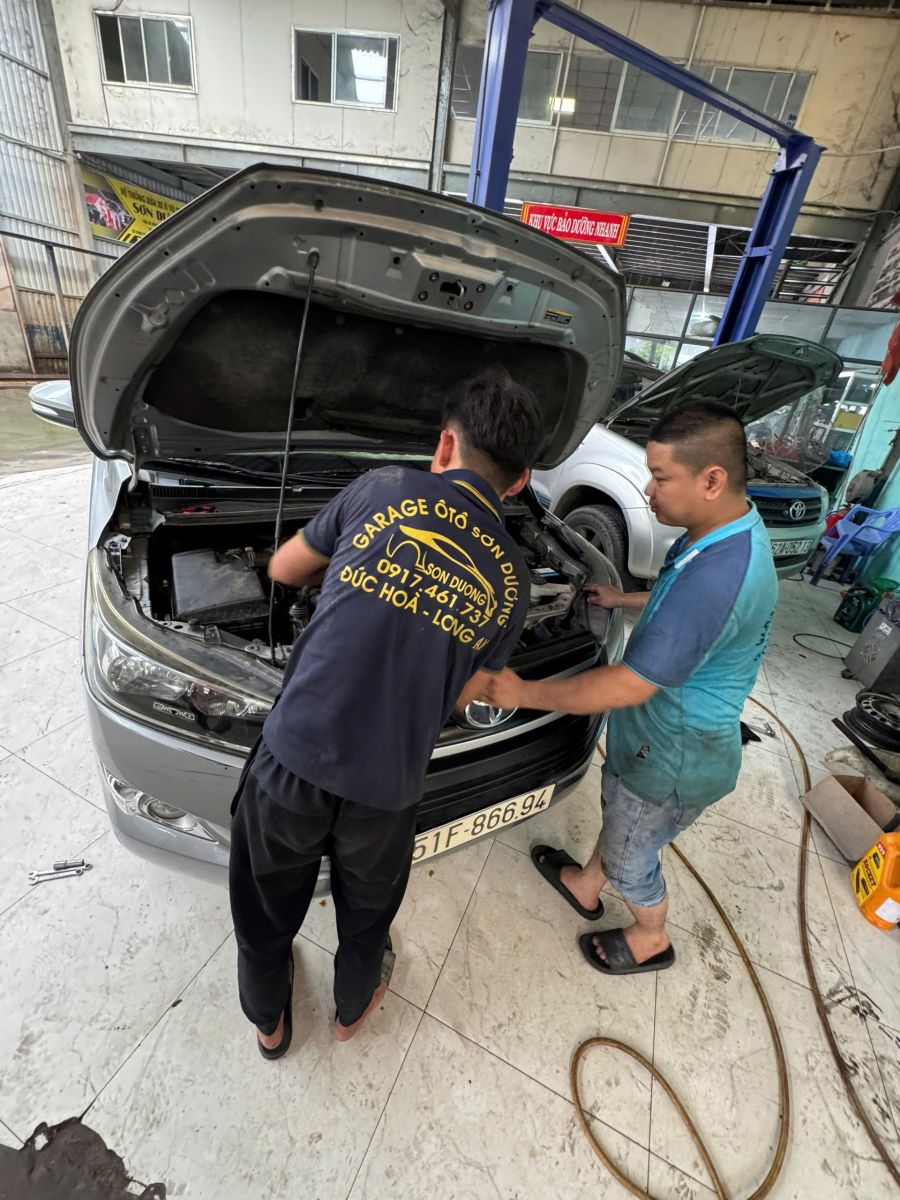 gara ô tô đức hòa